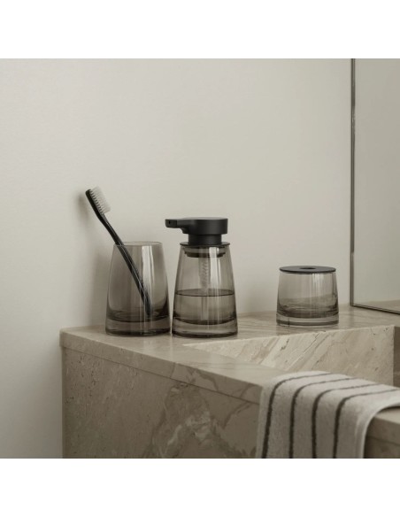 Gobelet en verre - AVA - Noir